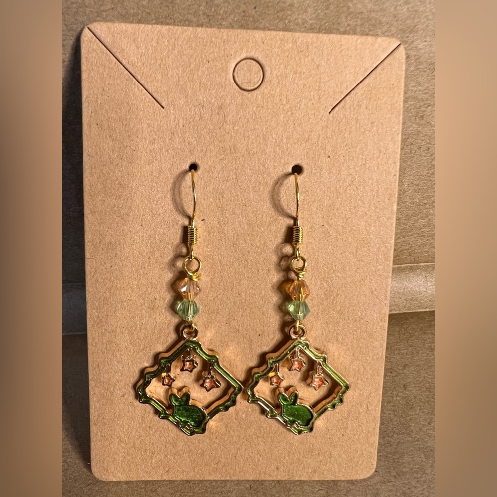 MKW Emporium Handmade Green Rabbit Bunny Night Sky Beaded Charm Earrings #135